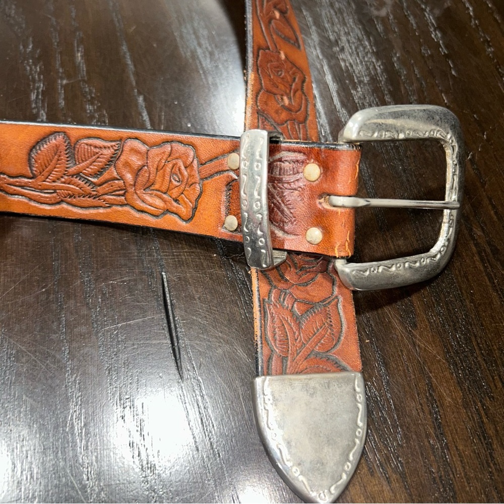 Leather Belt with Roses small/medium - Picture 8 of 8